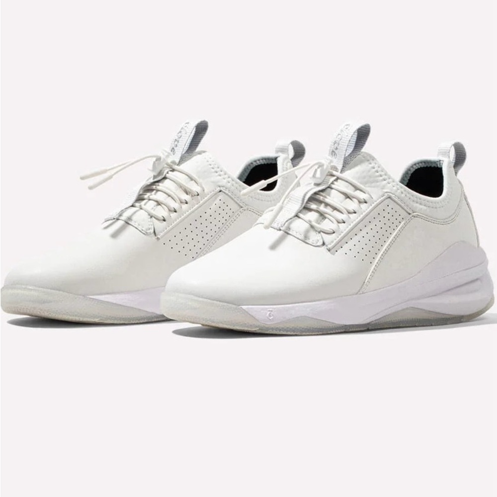 Clove Brilliant White Classic Sneaker Shoes
